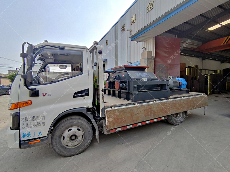 2PGC600X750雙齒輥破碎機發貨圖片_發往湖南婁底_破碎煤塊